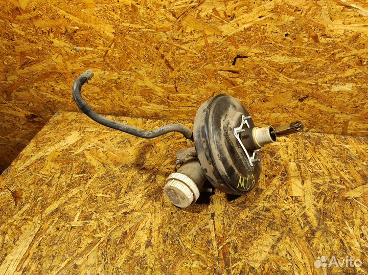 Главный цилиндр сцепления Carisma