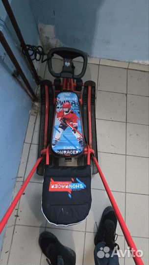 Детский снегокат с ручкой