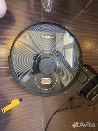 Робот пылесос redmond rv 670 s