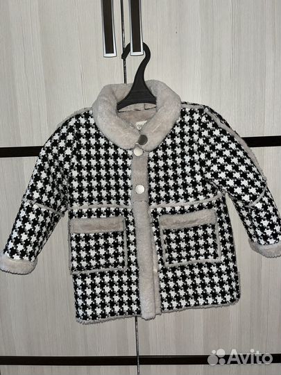 Пальто на девочку