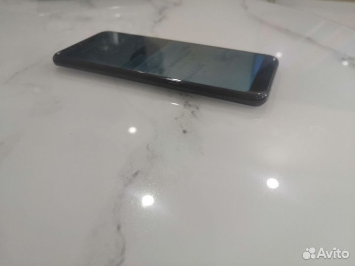 HONOR 10, 4/64 ГБ