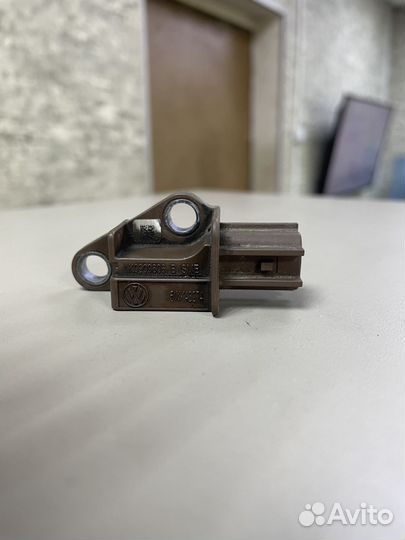 Датчик удара передний Ауди А6 С6