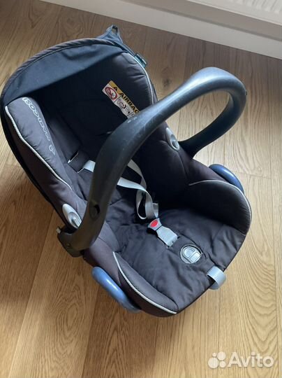 Детское кресло maxi cosi