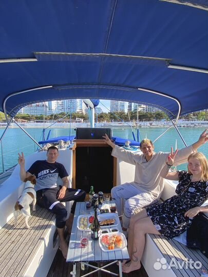 Морская прогулка на яхте