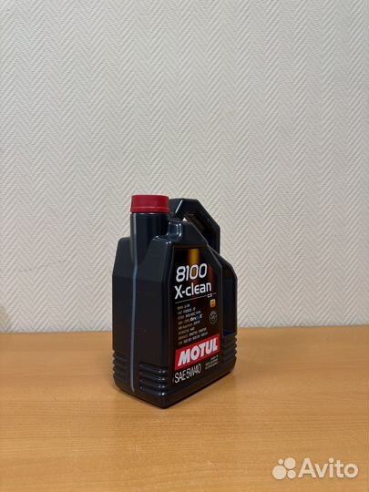 Масло 5w40 Motul 8100 x-clean C3 LL-04 4л