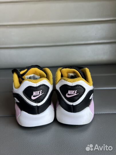Кроссовки nike для девочки 24 размер