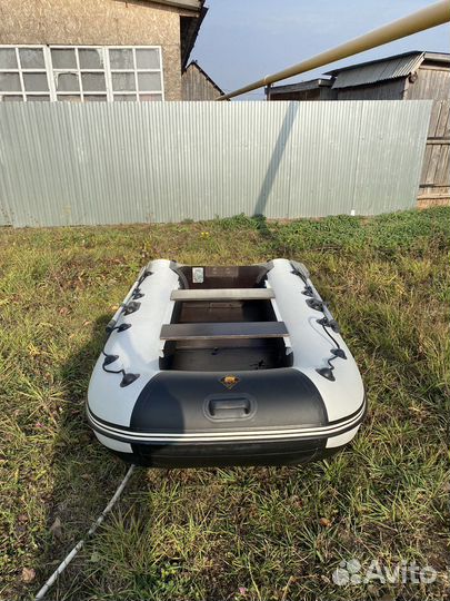 Моторная лодка ривьера 2900с