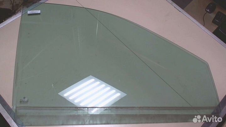 Стекло двери для Ford Focus 2