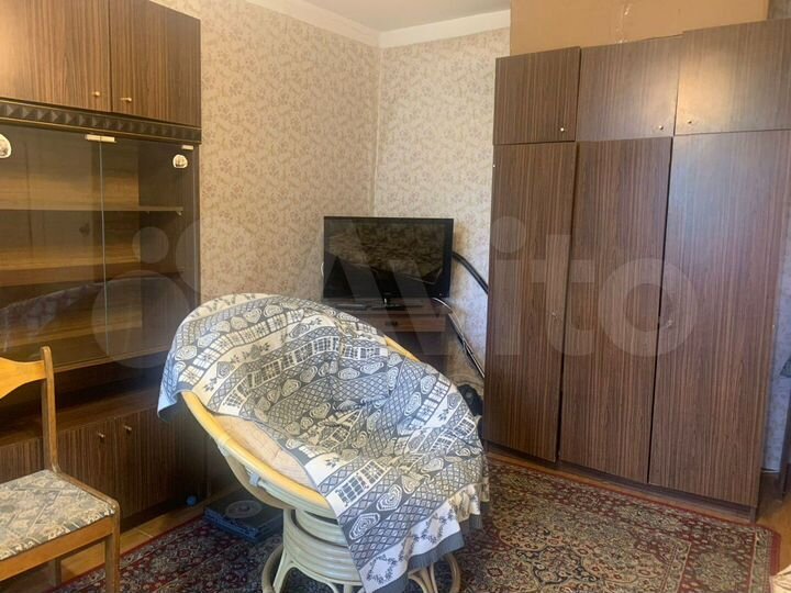 2-к. квартира, 53 м², 2/5 эт.