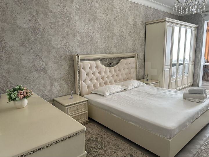 2-к. квартира, 96 м², 17/18 эт.