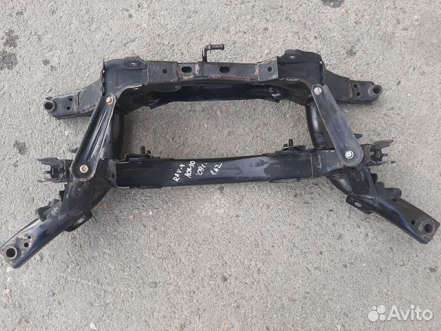 Балка подвески задняя Toyota Rav4,30