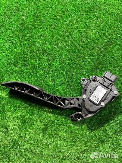 Педаль газа Nissan Teana TNJ32 QR25DE 2009