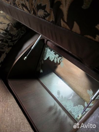 Диван угловой