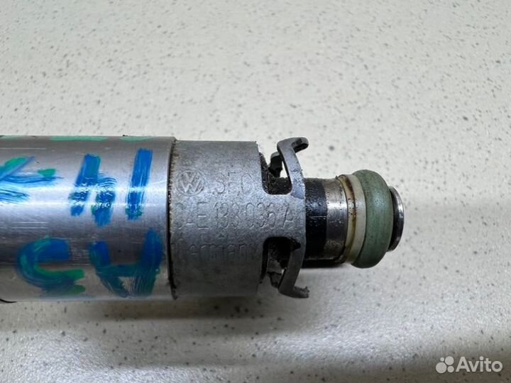 Форсунка инжекторная электрическая Audi A3 8V czca