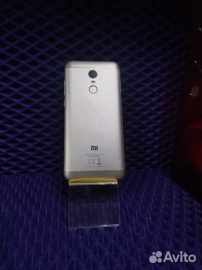 Xiaomi Redmi 5 Plus, 3/32 ГБ