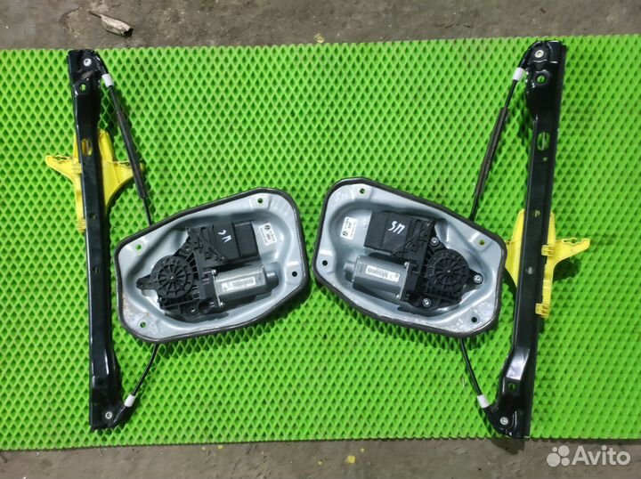 Стеклоподъемник задний в сбор Volkswagen Golf Plus