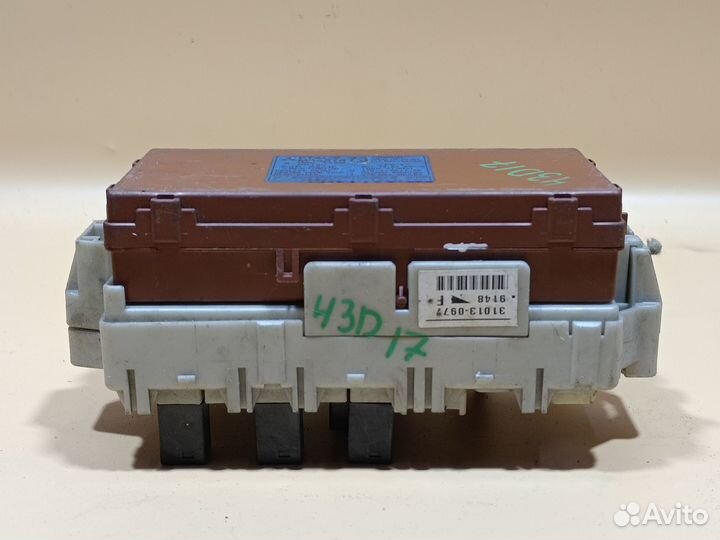 Блок предохранителей для Mitsubishi Lancer 9