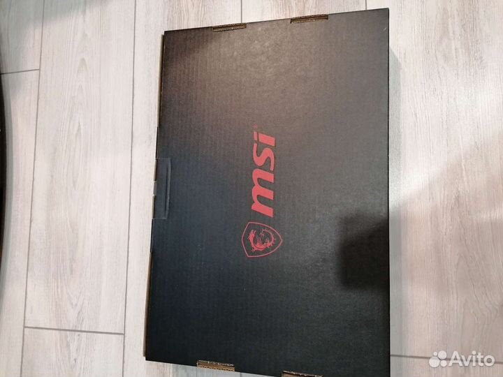 Игровой ноутбук MSI i7