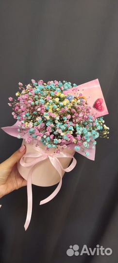 Живые цветы букеты композиции из цветной гипсофилы