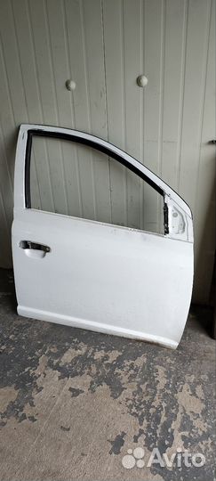 Запчасть для Toyota vitz 2001