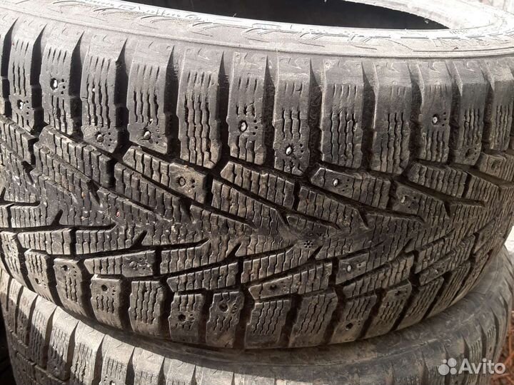 Nokian Tyres Hakkapeliitta 7 275/40 R20 106T
