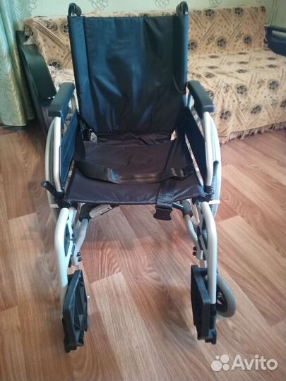 Инвалидная коляска новая