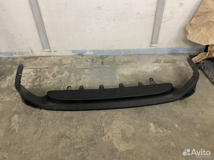 Юбка бампера задняя Toyota Camry V70