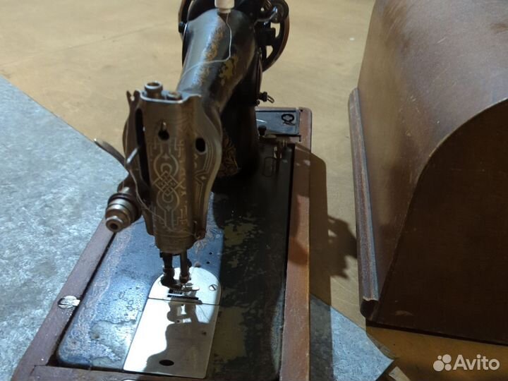 Швейная машина ручная