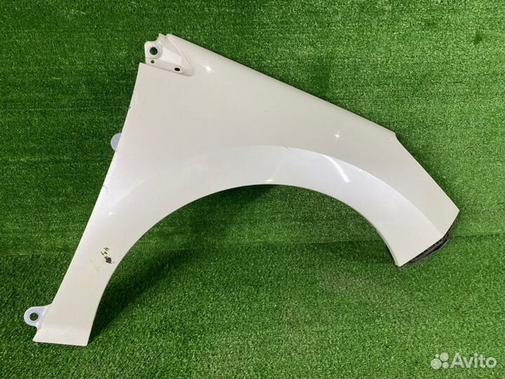 Крыло переднее правое Peugeot 308