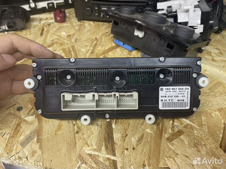 Volkswagen tiguan 1 блок климата