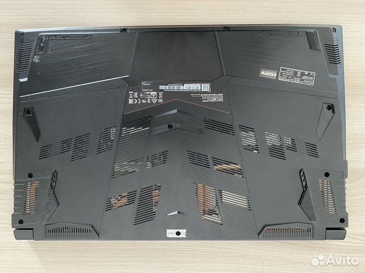 Игровой ноутбук MSI GF75 17