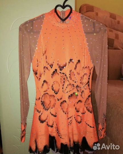 Купальник для художественной гимнастики