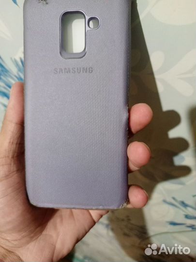 Samsung Galaxy A8 (2018), 4/32 ГБ