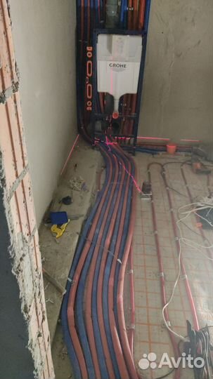 Слесарь-сантехник