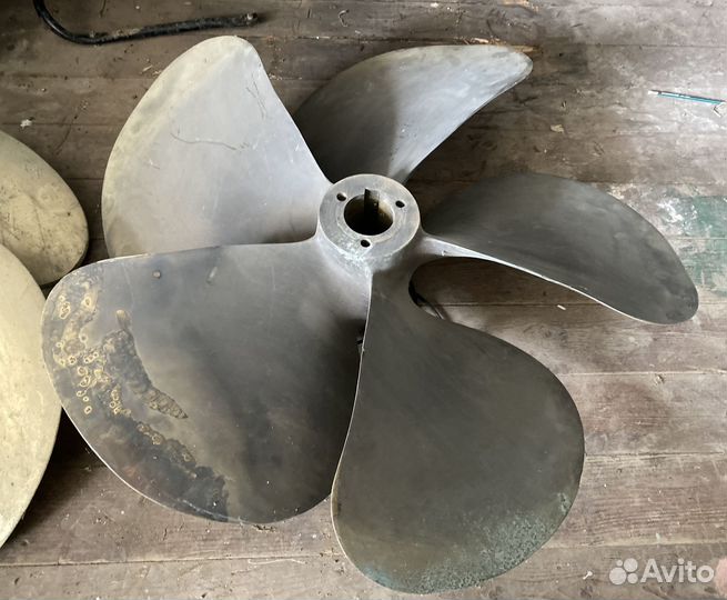 Marquis 69 Гребные винты для яхты