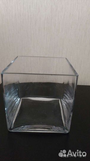 Ваза интерьерная