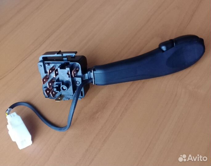 Подрулевой переключатель Лада granta, kalina