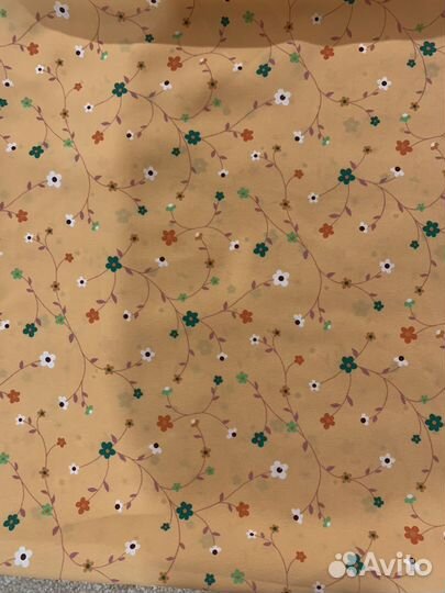 Отрезы шелковых тканей