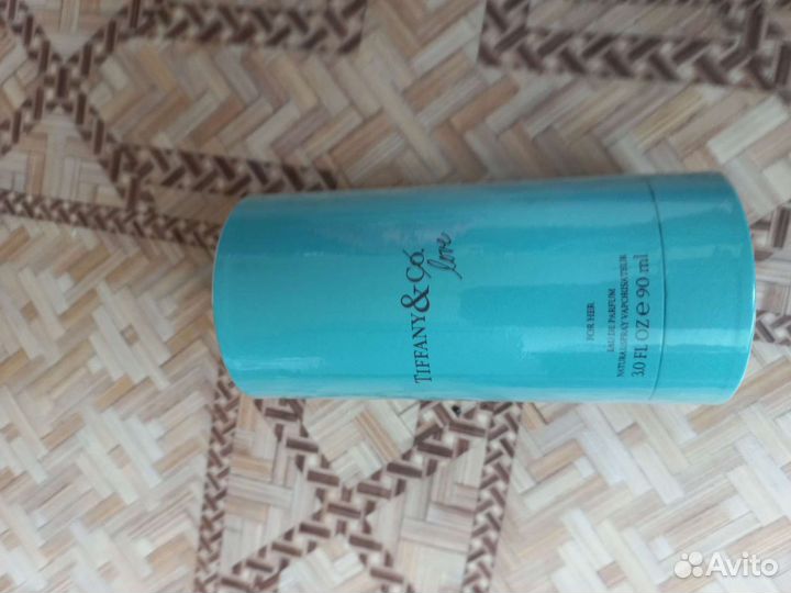 В упаковке. Новые. Духи парф. Вода