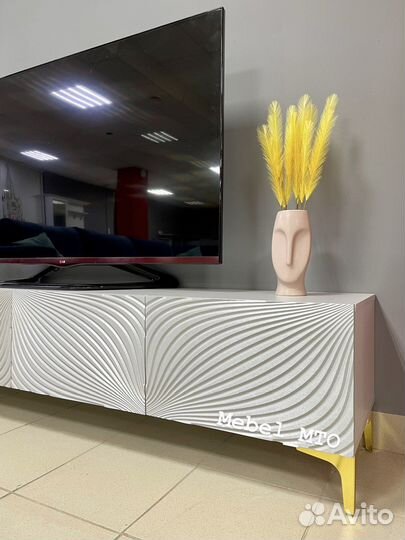 Тумба под тв новая