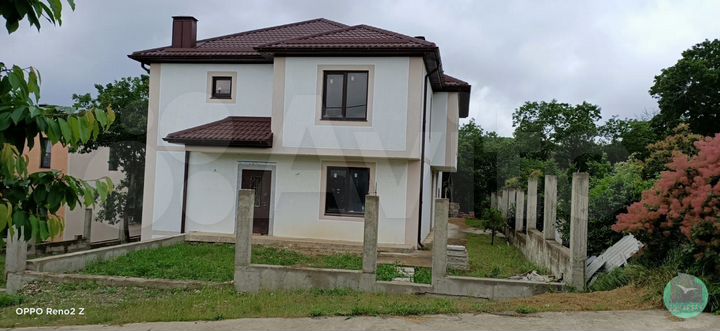 Дом 400 м² на участке 8 сот.