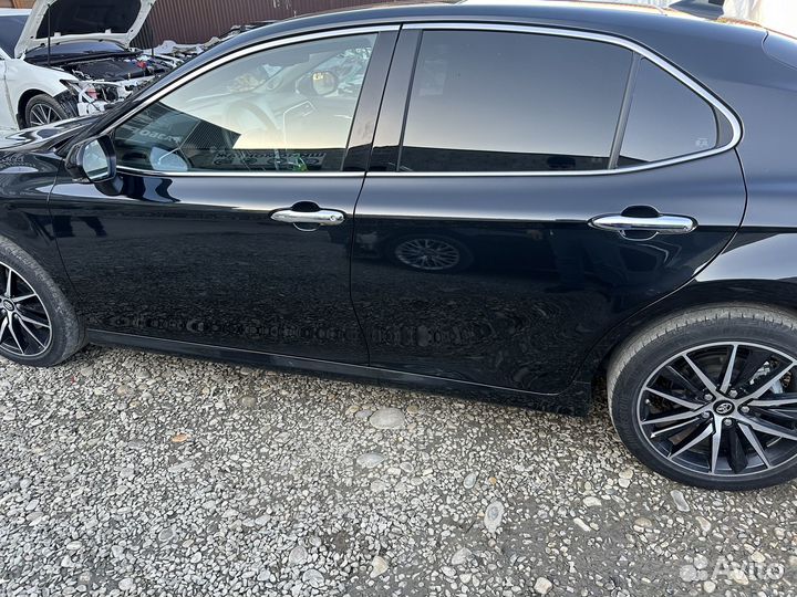 Камри v75 2023 Двери левые под цвет