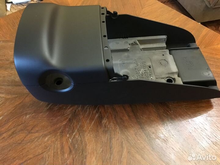 Кожух рулевой колонки Volkswagen Passat, Passat CC