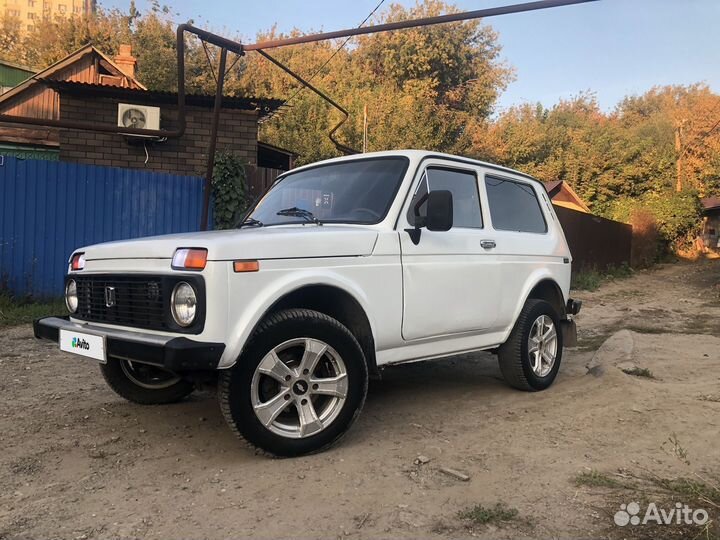 LADA 4x4 (Нива) 1.7 МТ, 1995, 150 000 км