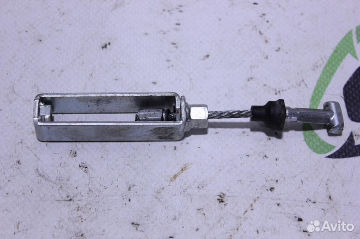 Трос стояночного тормоза Toyota Camry v40