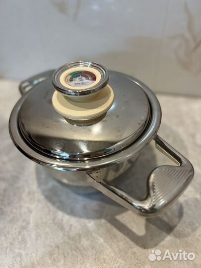 Новая кастрюля Zepter 2 литра