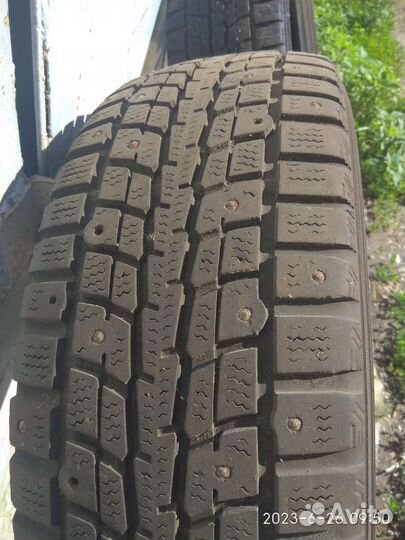 Dunlop SP Winter Ice 01 185/65 R15
