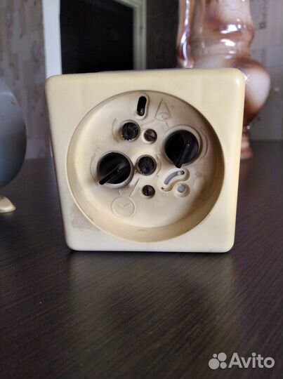 Часы Слава будильник СССР