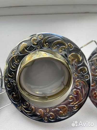 Светильник встраиваемый