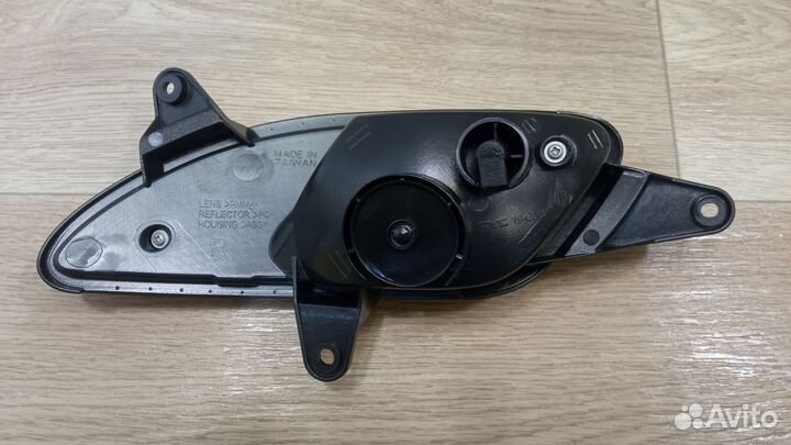 Фонарь противотуманный задний правый Kia Ceed